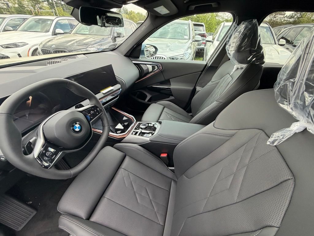 New 2026 Arctic Race Blue metallic BMW 30 xDrive image 5