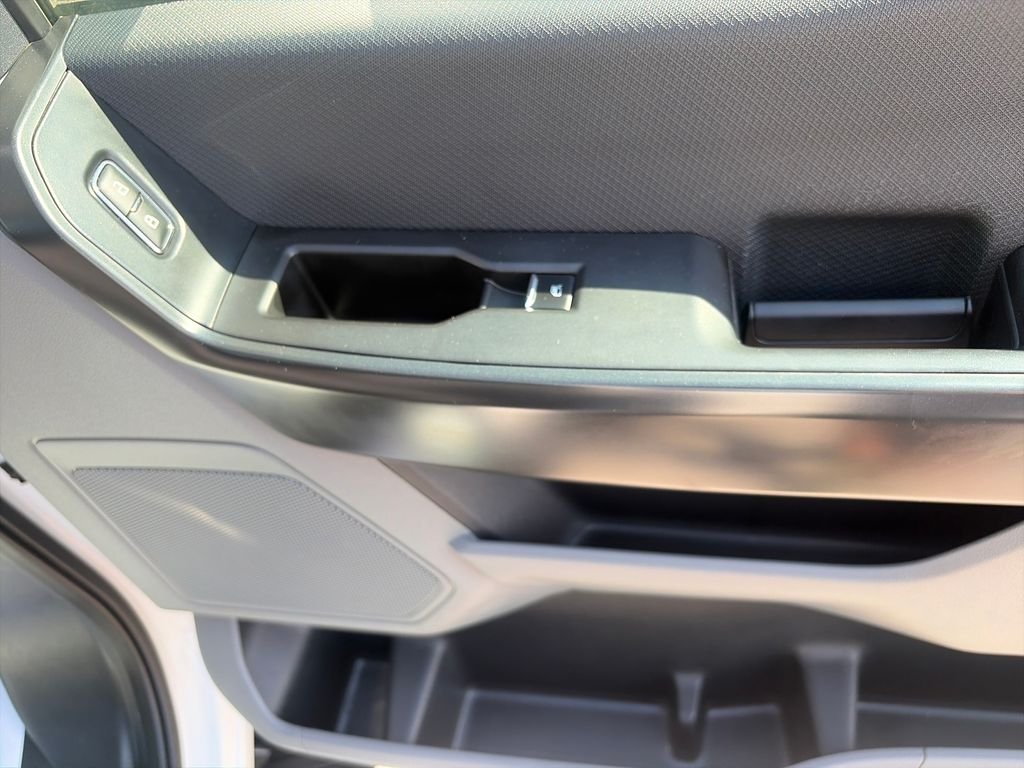 Used 2021 White Ford XL image 41