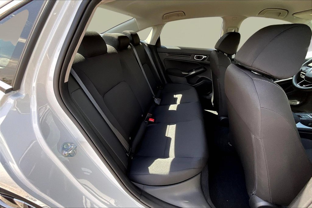 New 2026 Platinum White Pearl Honda LX image 9
