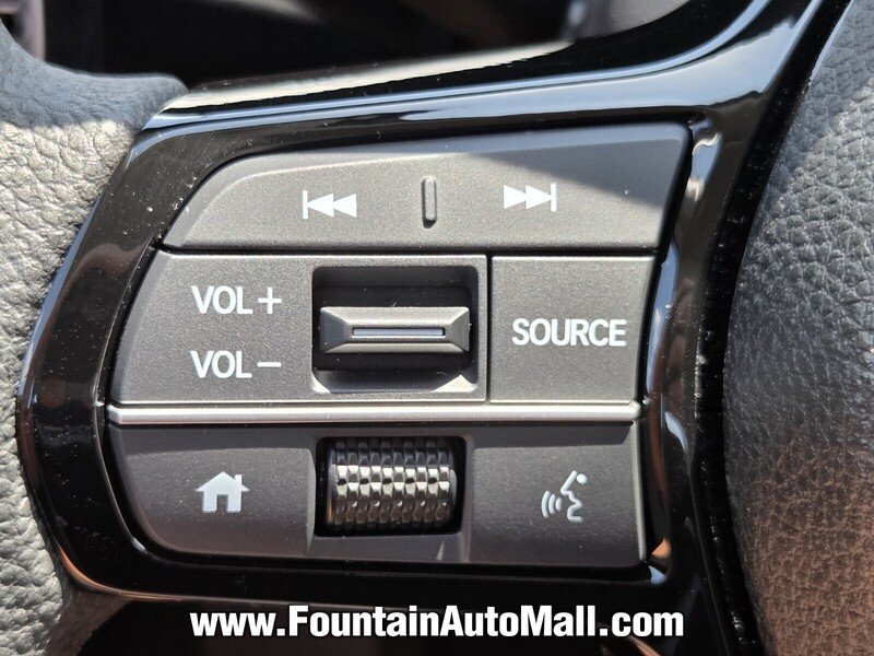 Used 2024 Meteorite Gray Metallic Honda LX CVT image 18
