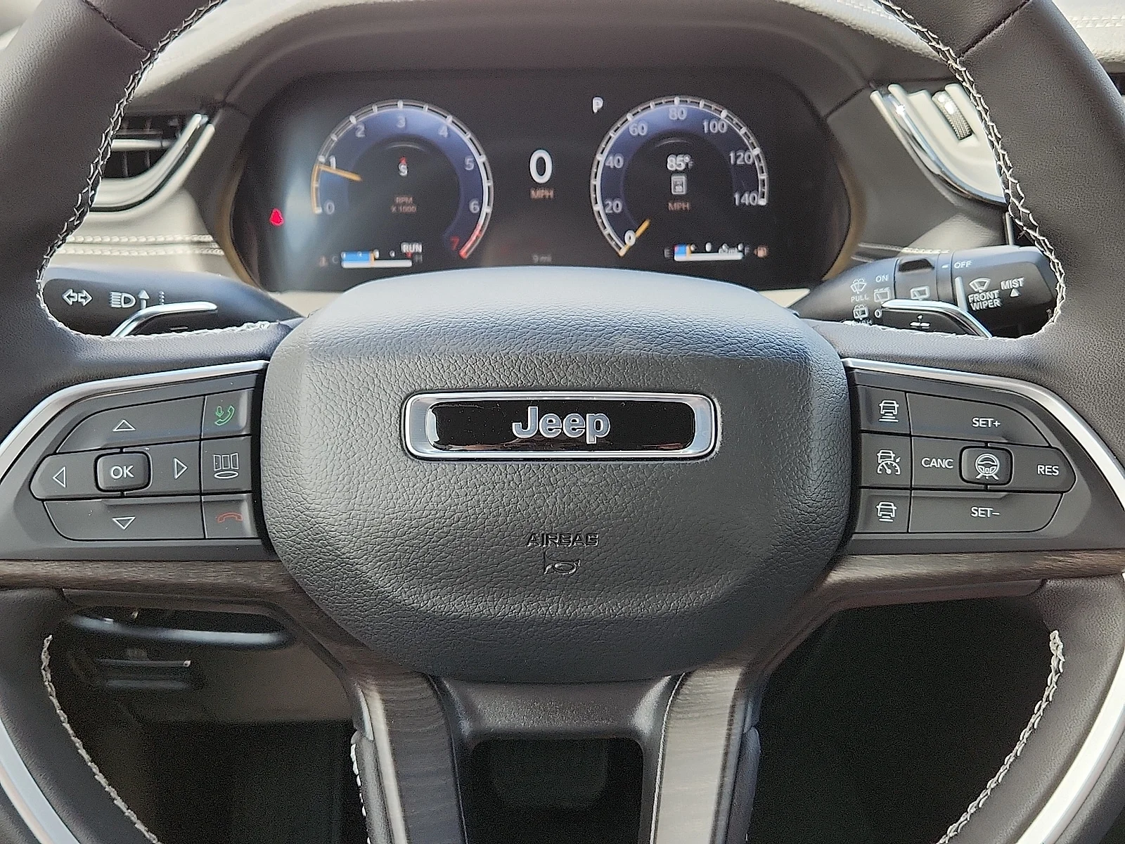 New 2026 Baltic Gray Metallic Clear-Coat  Paint Jeep L LAREDO ALTITUDE 4X4 image 19