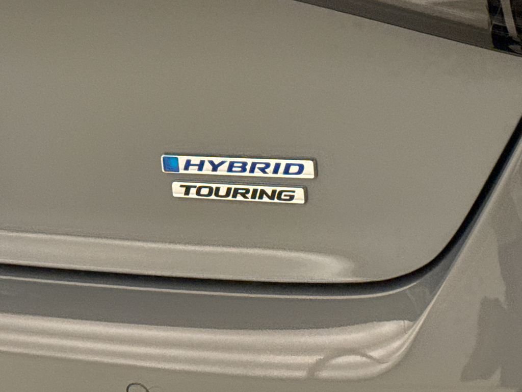 New 2026 Urban Gray Pearl Honda Touring image 11