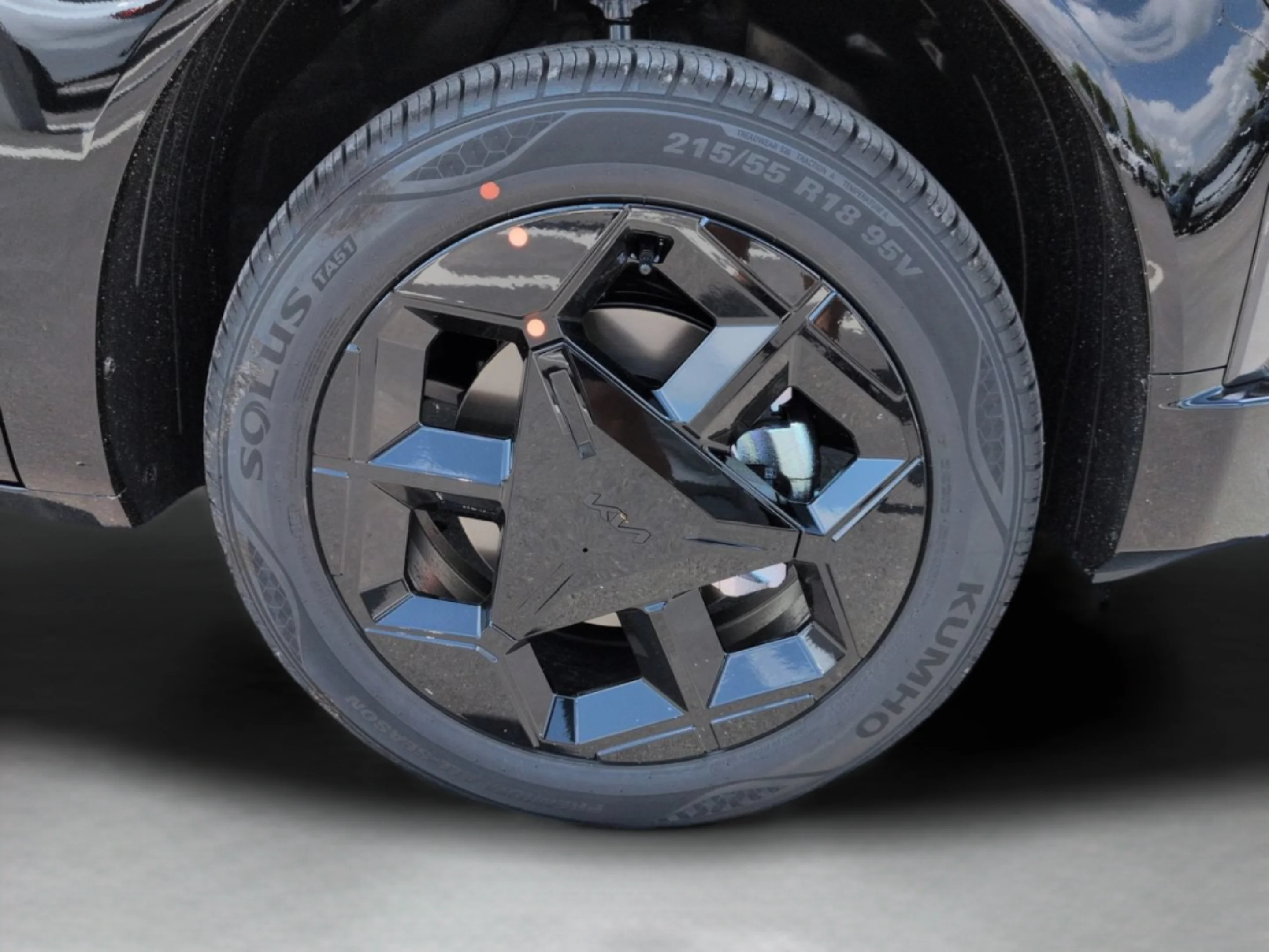New 2027 Interstellar Gray Kia X-Line S image 30