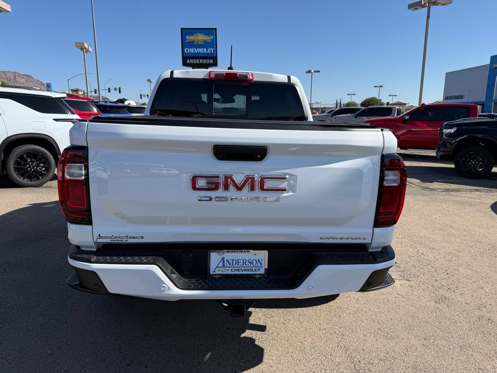 2024 GMC Canyon Denali - Photo 8