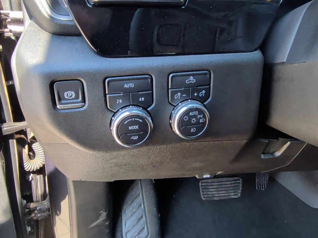 2025 GMC Sierra 1500 Elevation - Photo 15