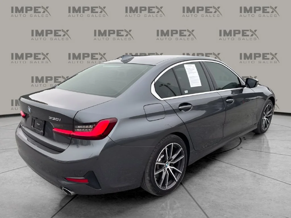 Used 2022 Gray BMW 330i image 5