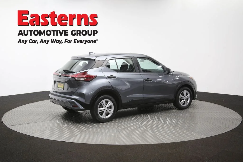 Used 2023 Gray Nissan S image 40