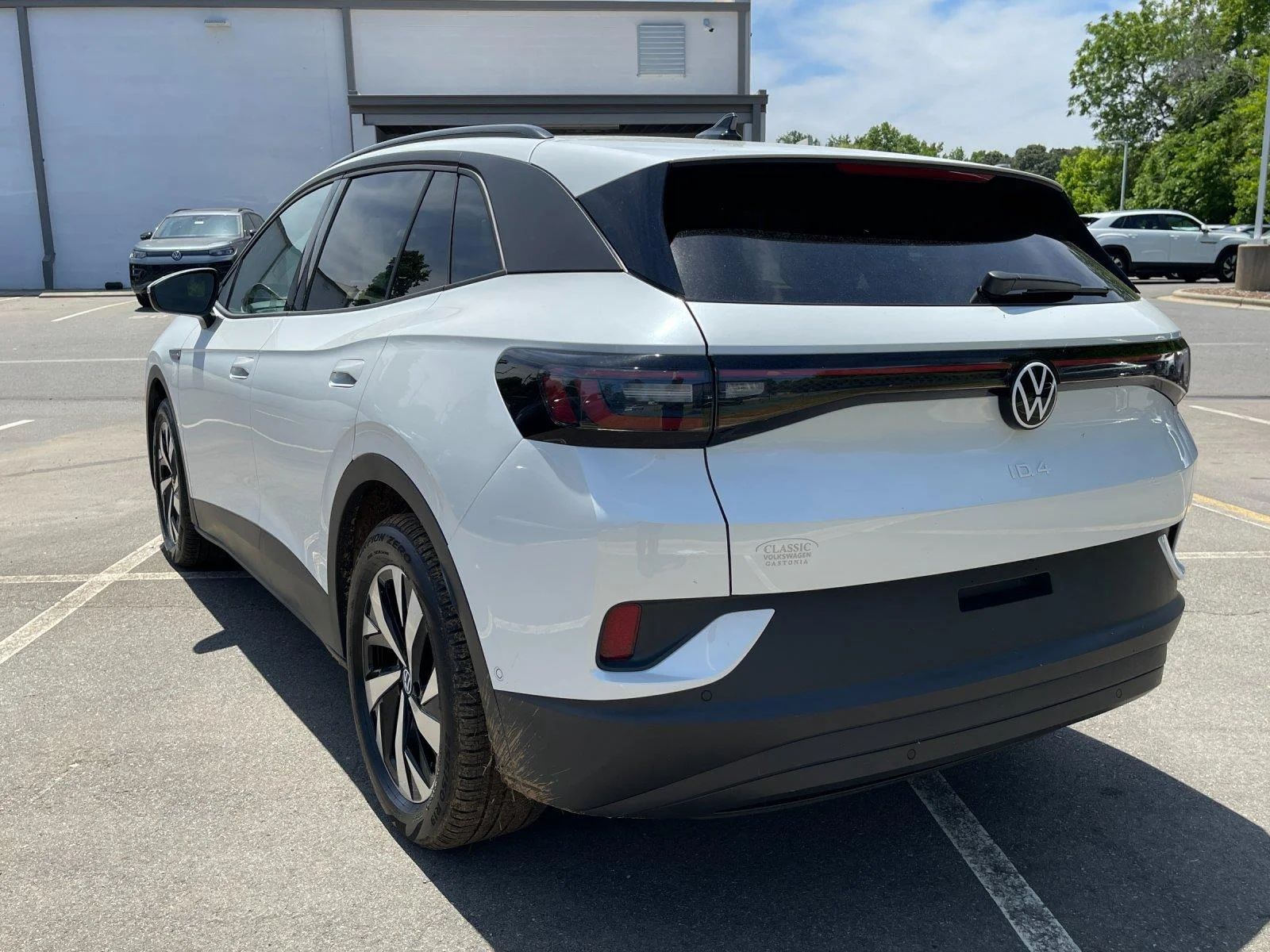 New 2026 Opal White Pearl Volkswagen Pro image 3