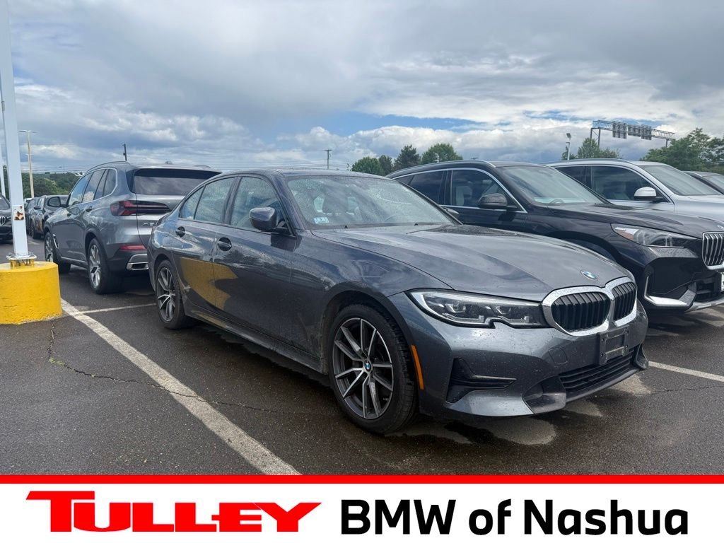 2022 BMW 3 Series 330i xDrive Sedan's photo