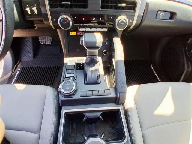 Certified Used 2025 ICE CAP Toyota  image 50