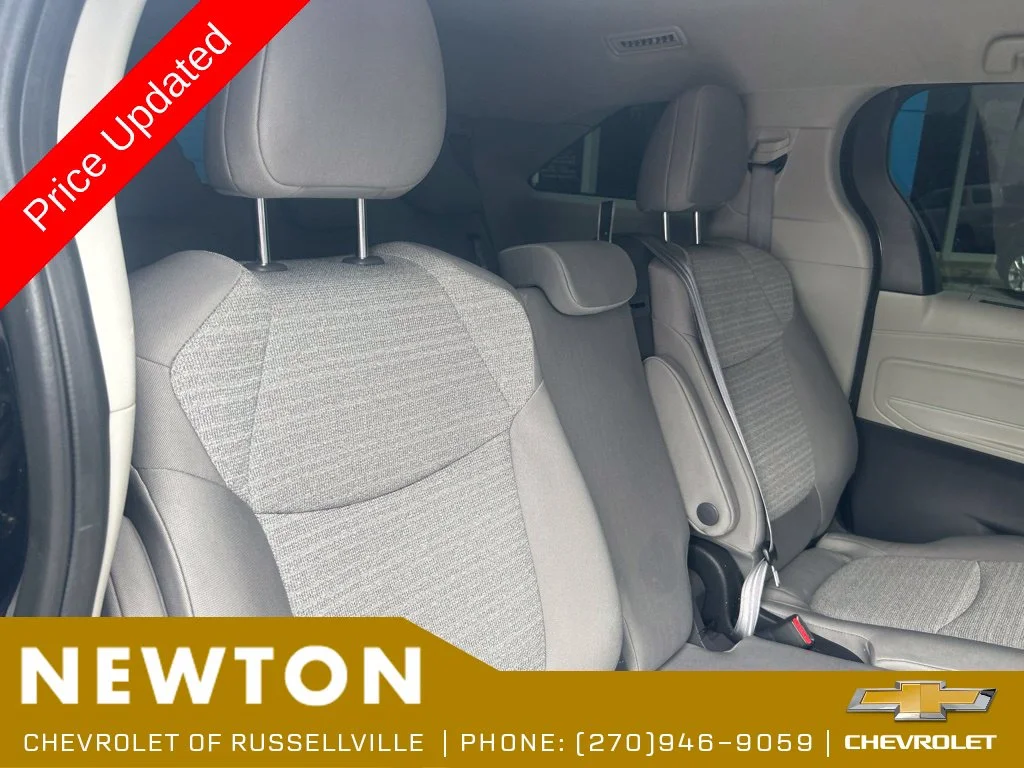 Used 2022 Gray Toyota LE image 27