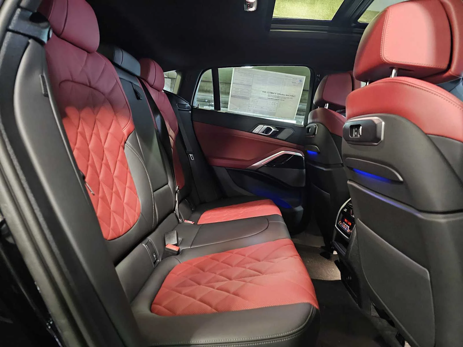 New 2026 Black Sapphire Metallic BMW xDrive40i image 38