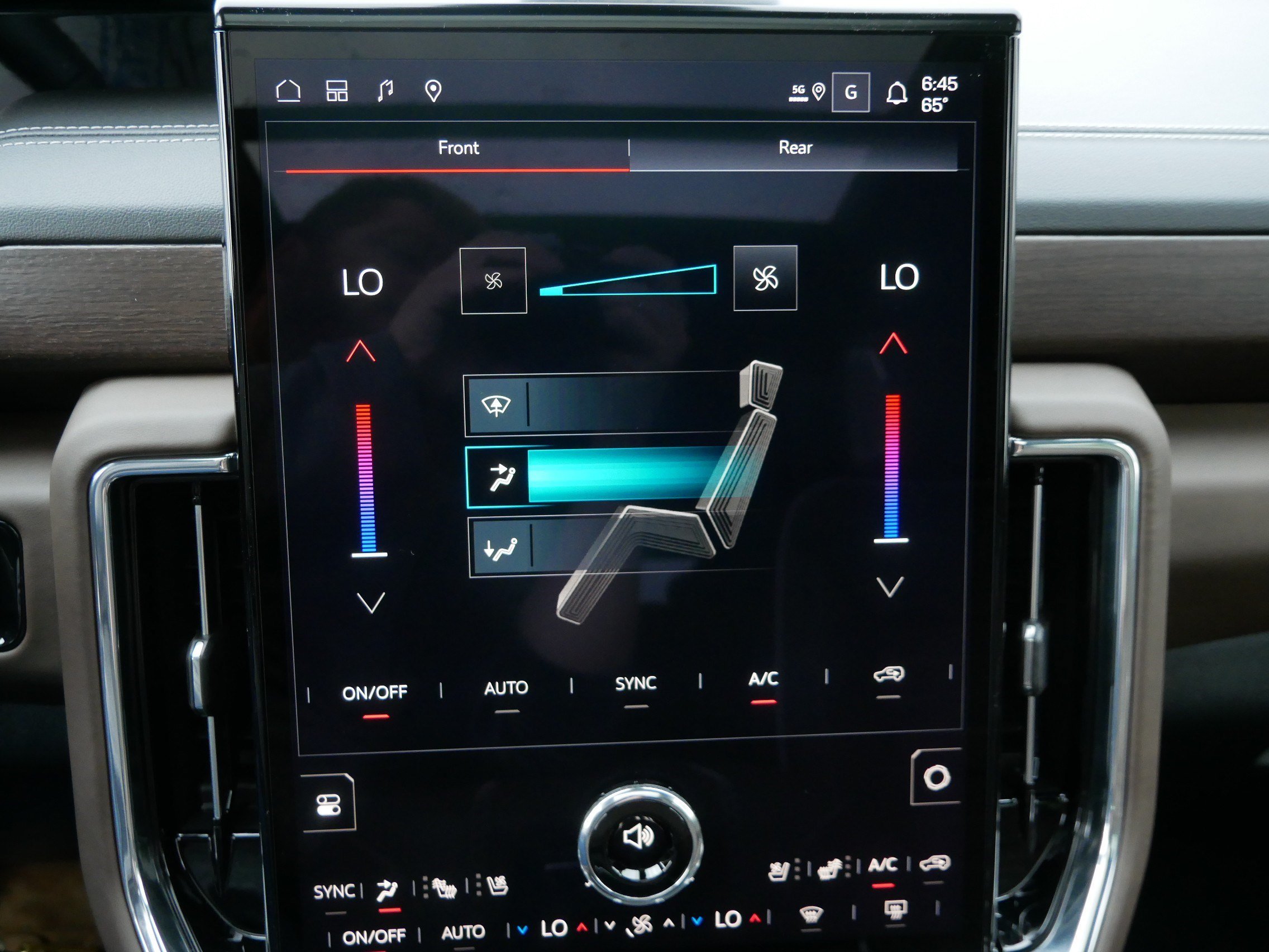 2026 GMC Yukon XL Denali Ultimate - Photo 8