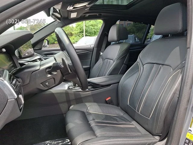 Used 2023 Skyscraper Grey Metallic BMW M550i xDrive image 12