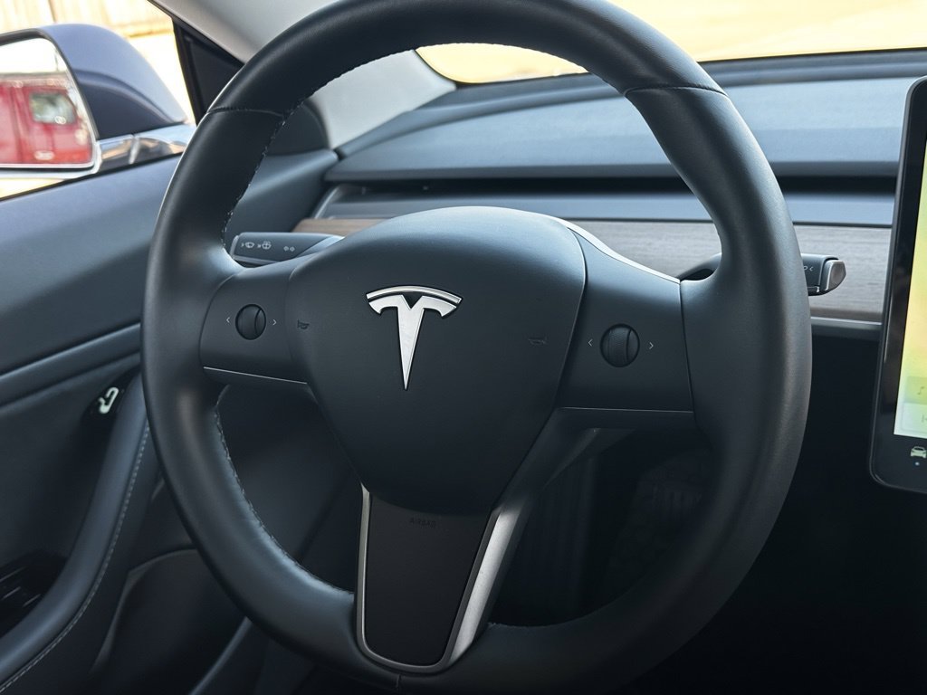Used 2018 Silver Tesla Long Range image 13