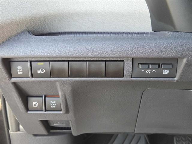 2024 Toyota Sienna Limited - Photo 23