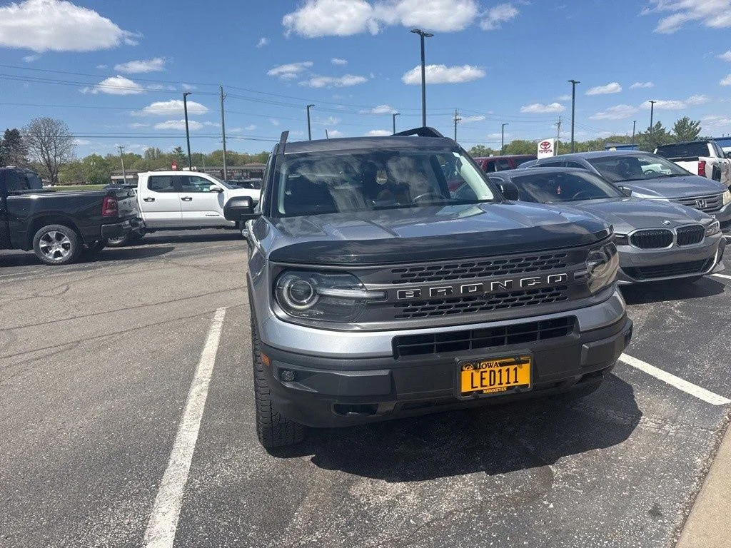 Used 2021 Silver Ford Badlands image 5
