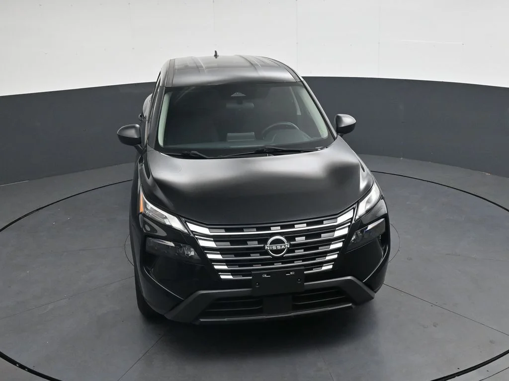 Used 2024 Black Nissan S image 25