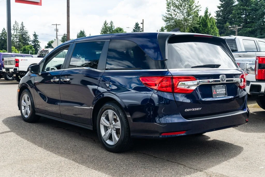 Used 2019  Honda EX-L image 4