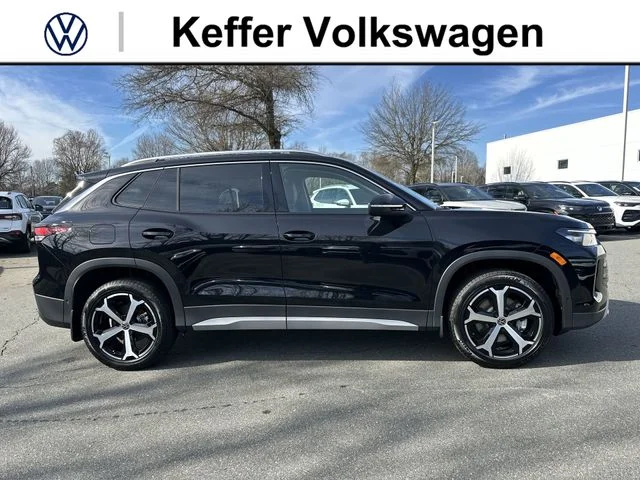 New 2026 Black Volkswagen 2.0T SE image 6