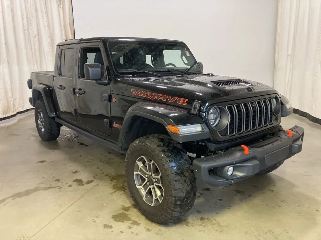 2024 Jeep Gladiator Mojave X's photo
