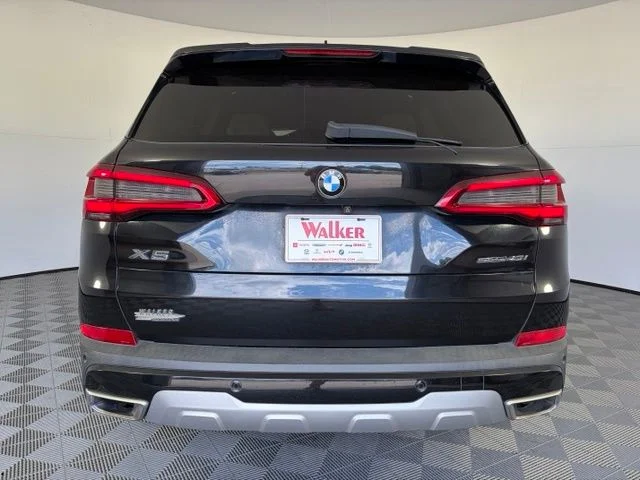 Used 2020 Black BMW sDrive40i image 6