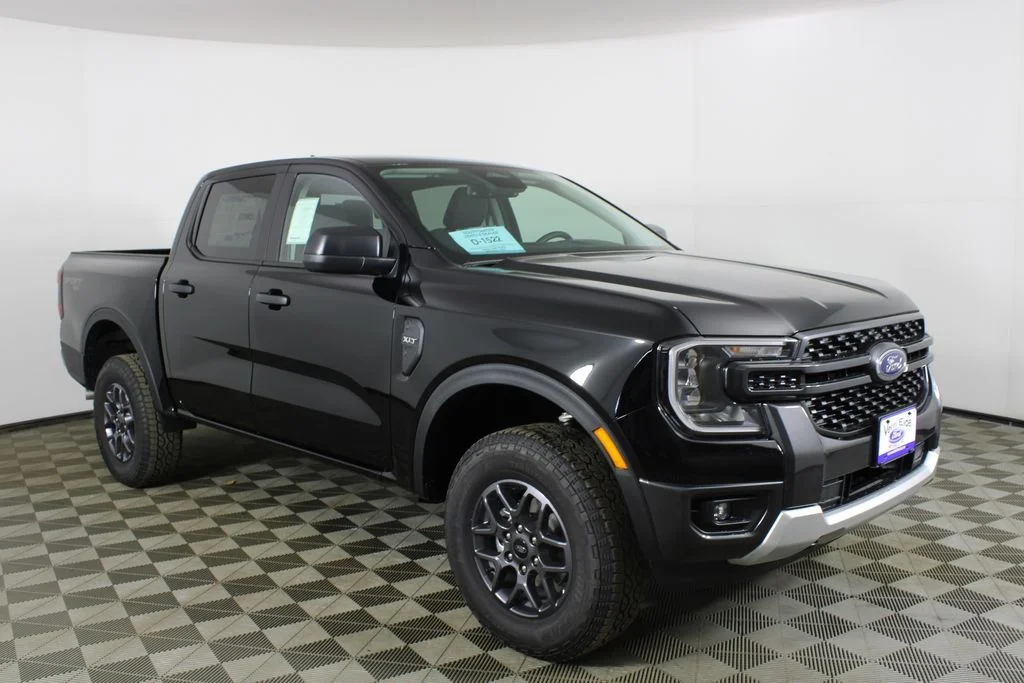New 2026 Black Ford XLT image 1