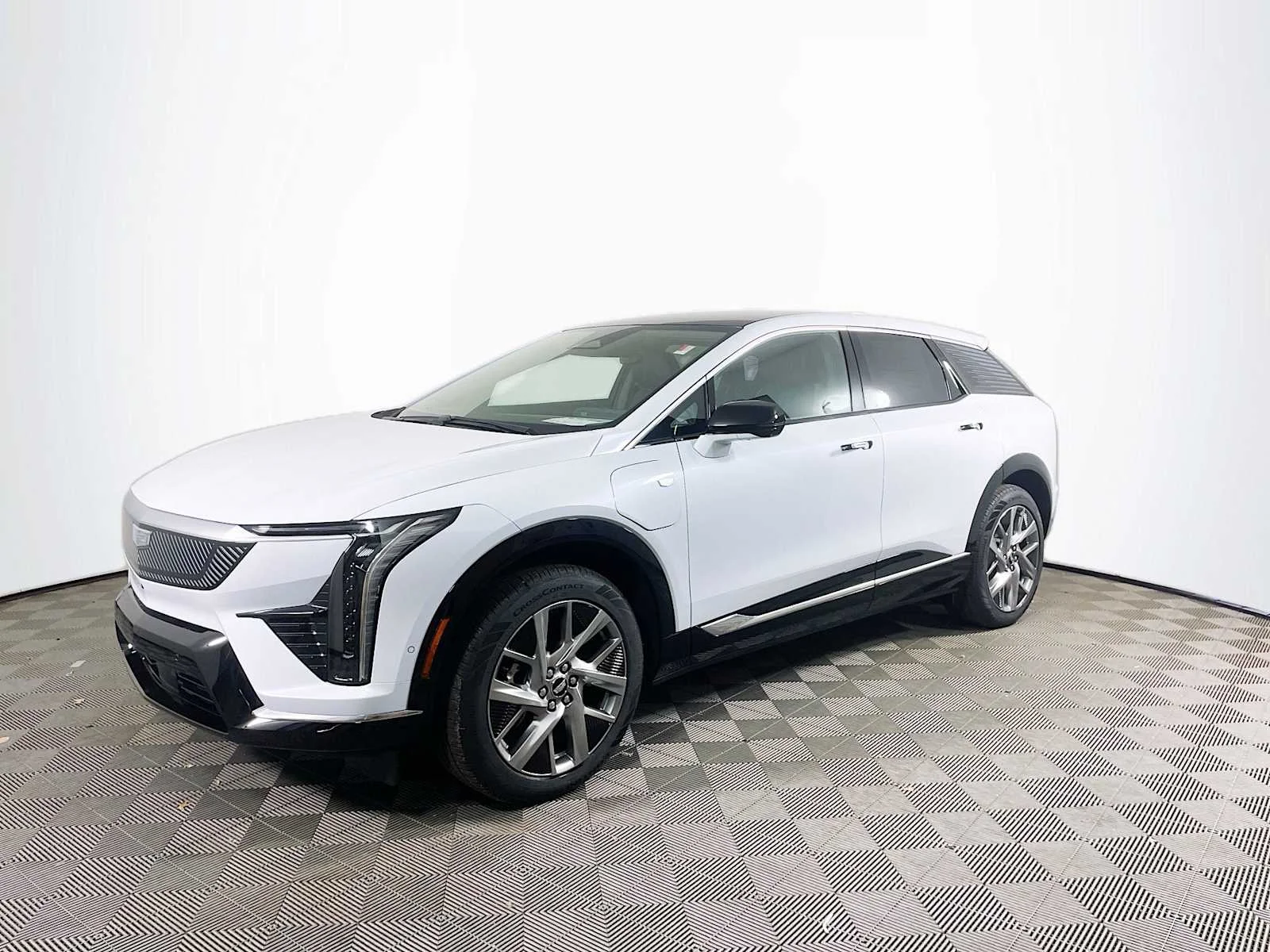 2026 Cadillac Optiq Luxury AWD's photo