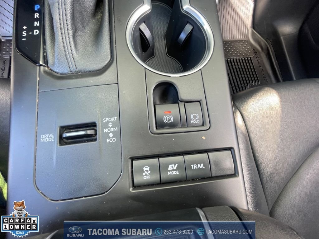 Used 2021  Toyota XLE image 23