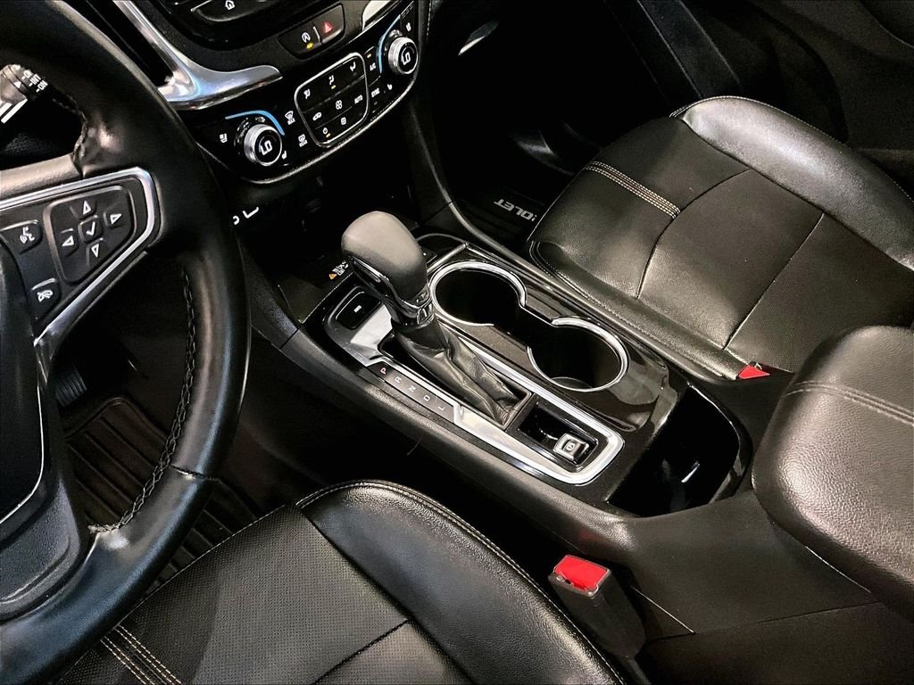 Used 2023 Beige Chevrolet Premier image 21