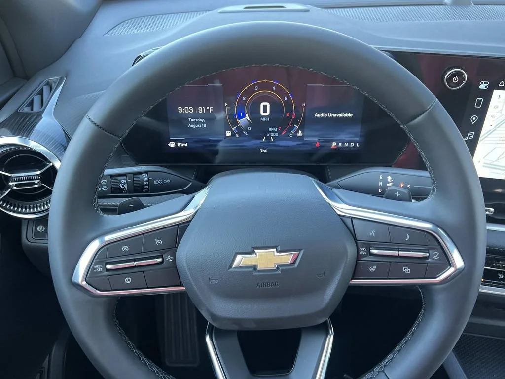 2027 Chevrolet Equinox LT - Photo 13
