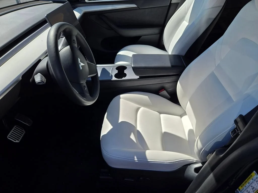 Used 2024 Blue Tesla Long Range image 3