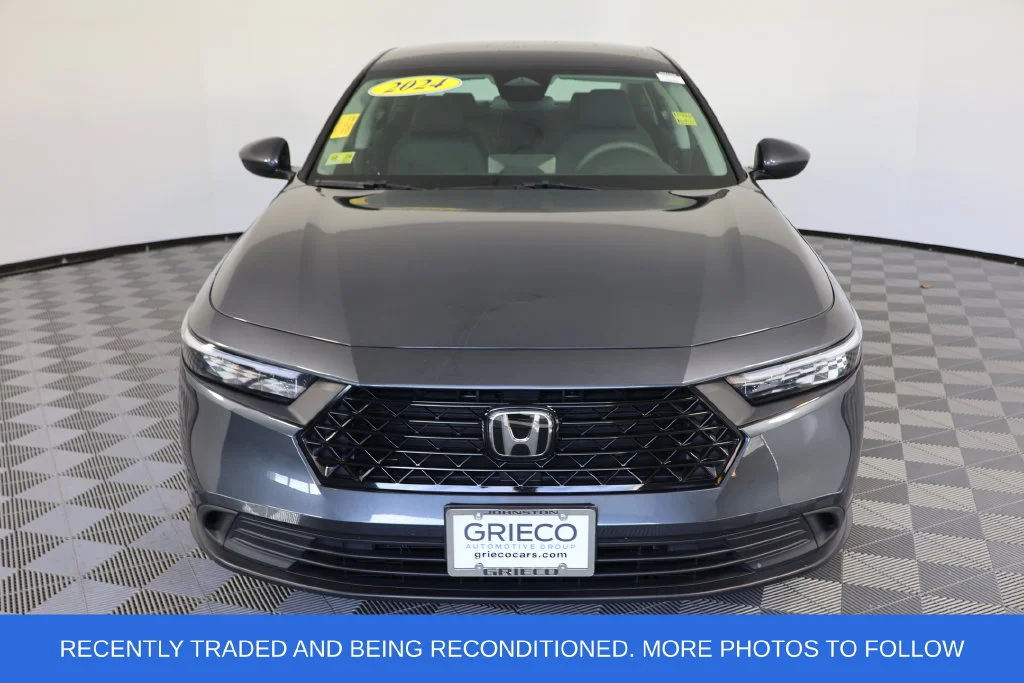 Used 2024 Meteorite Gray Metallic Honda LX image 3