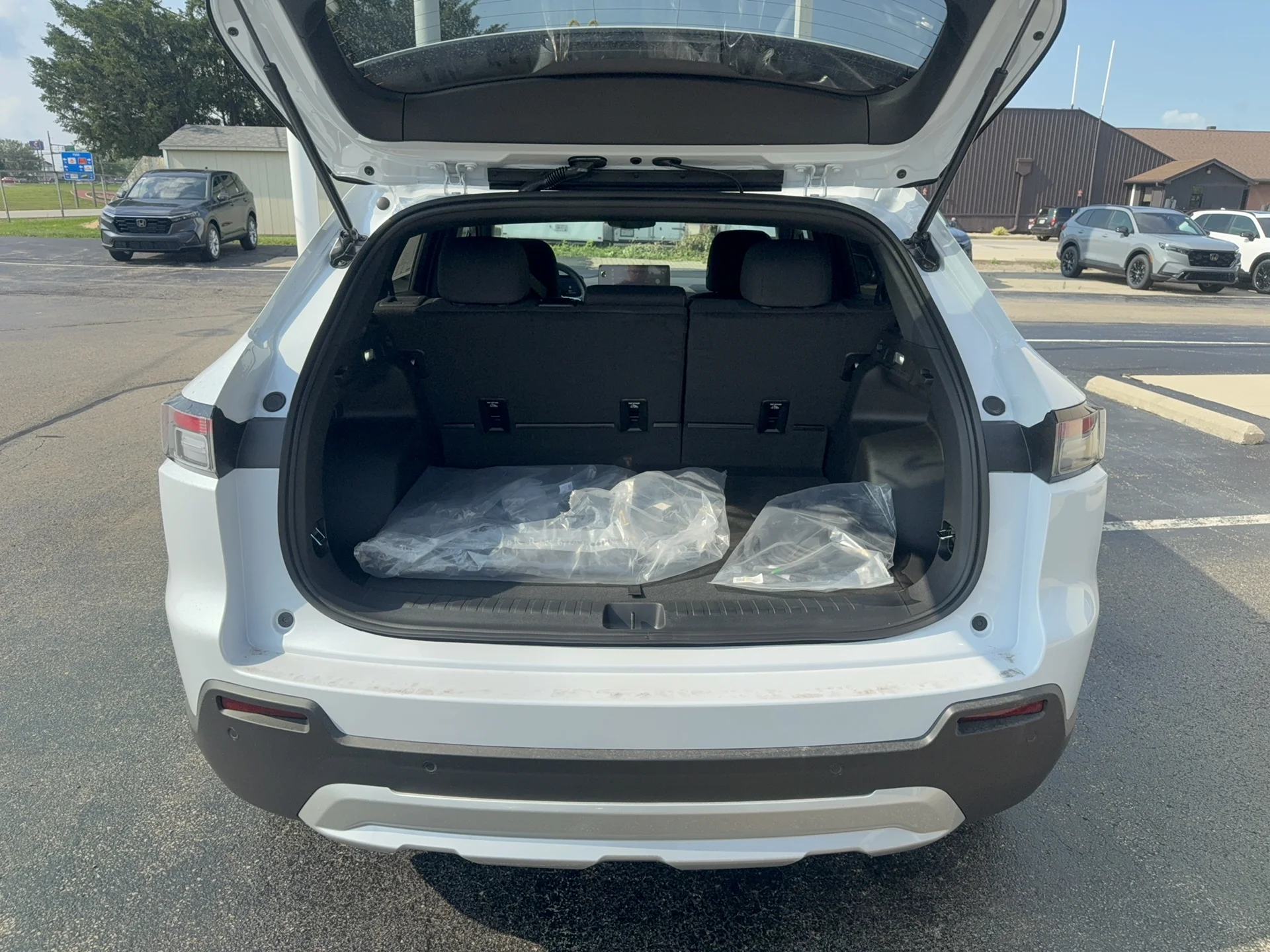 New 2026 Frostline White Pearl Honda EX image 17