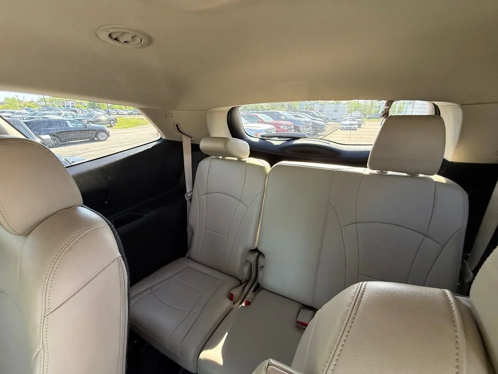 Used 2019 Gray Buick Essence image 28
