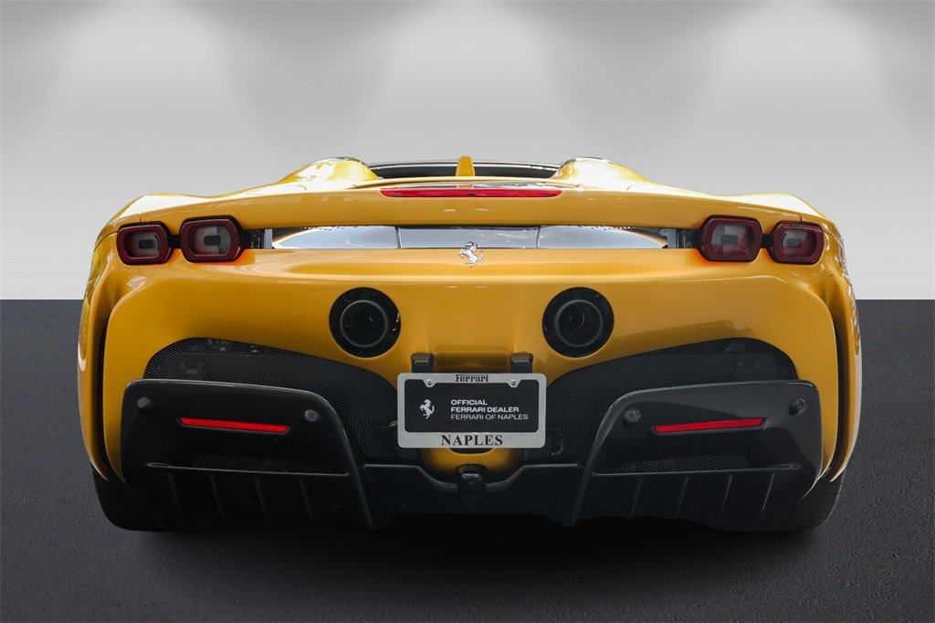 2024 Ferrari SF90 Spider Base photo 4