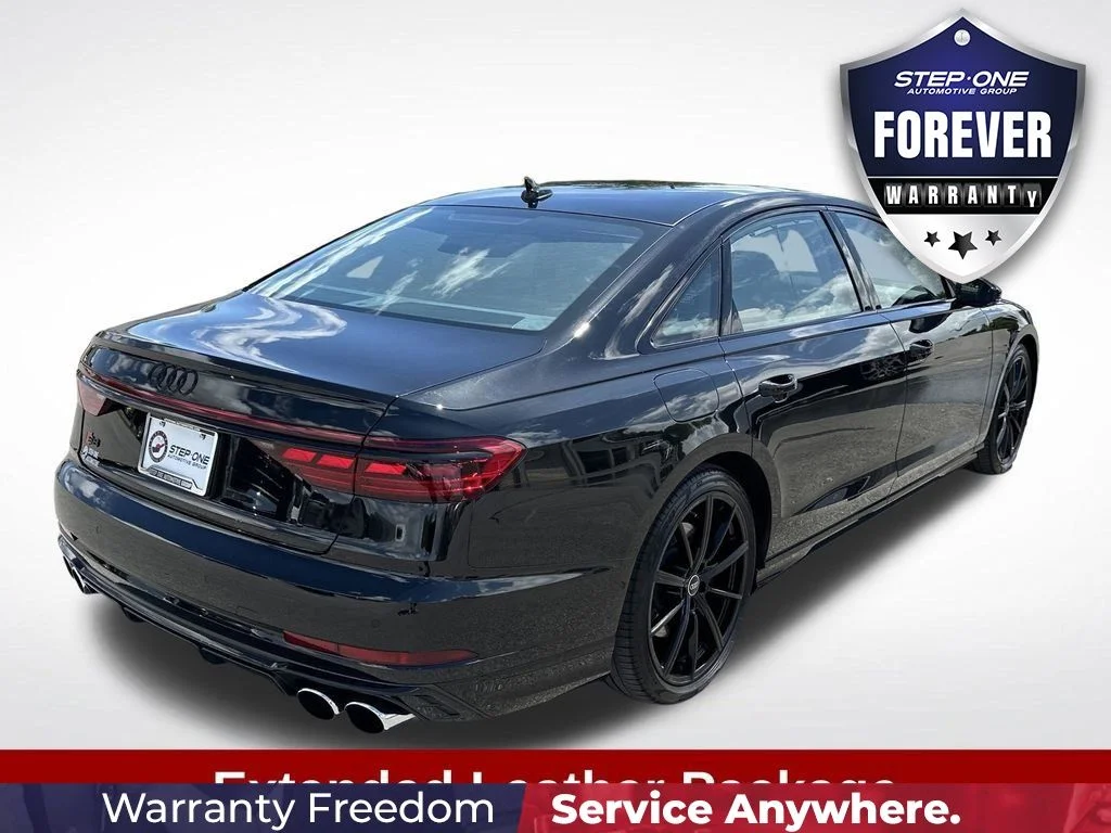 Used 2024  Audi 4.0T image 6