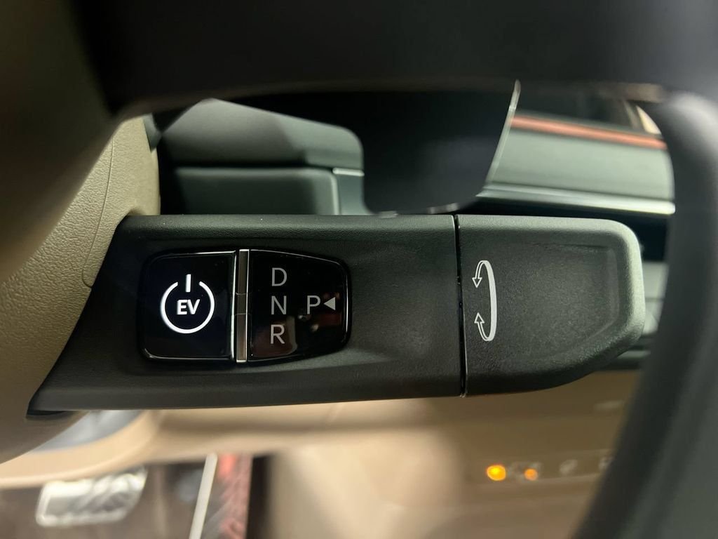New 2026 Glacial White Pearl / Black Ro Kia GT-Line AWD image 24