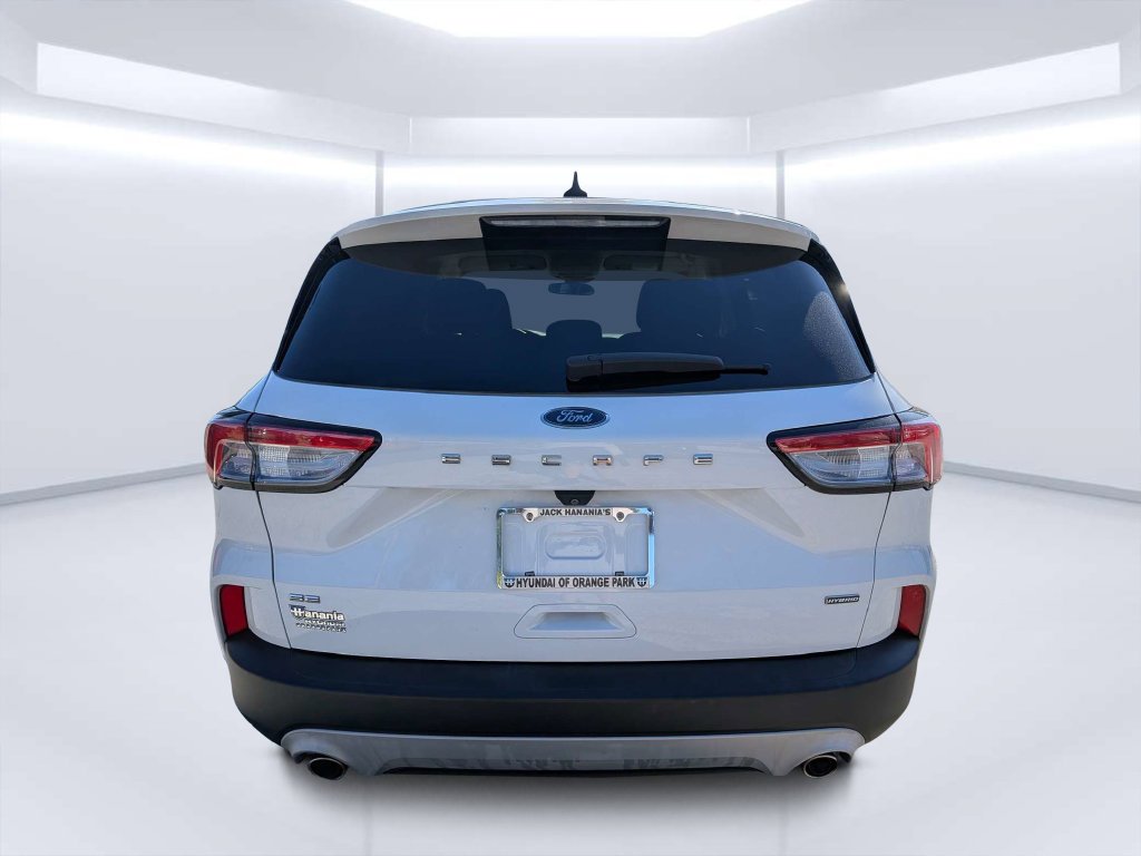 Used 2021 White Ford SE image 5