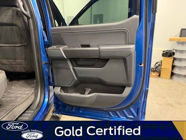 Used 2023 Atlas Blue Metallic Ford XLT image 26