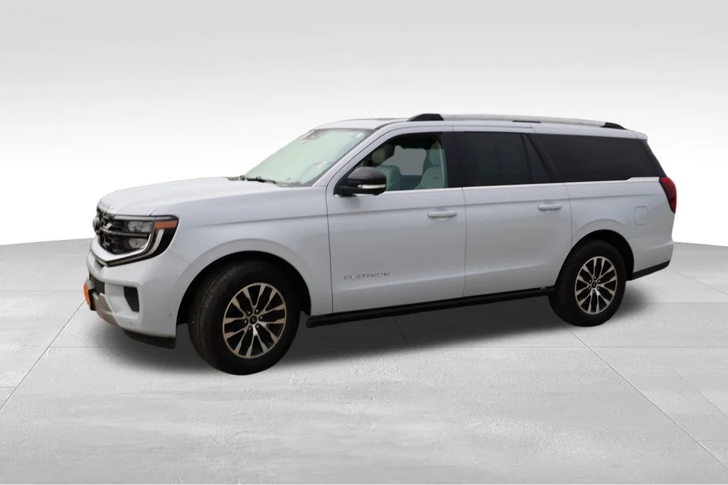 Used 2025 Silver Ford Platinum image 10