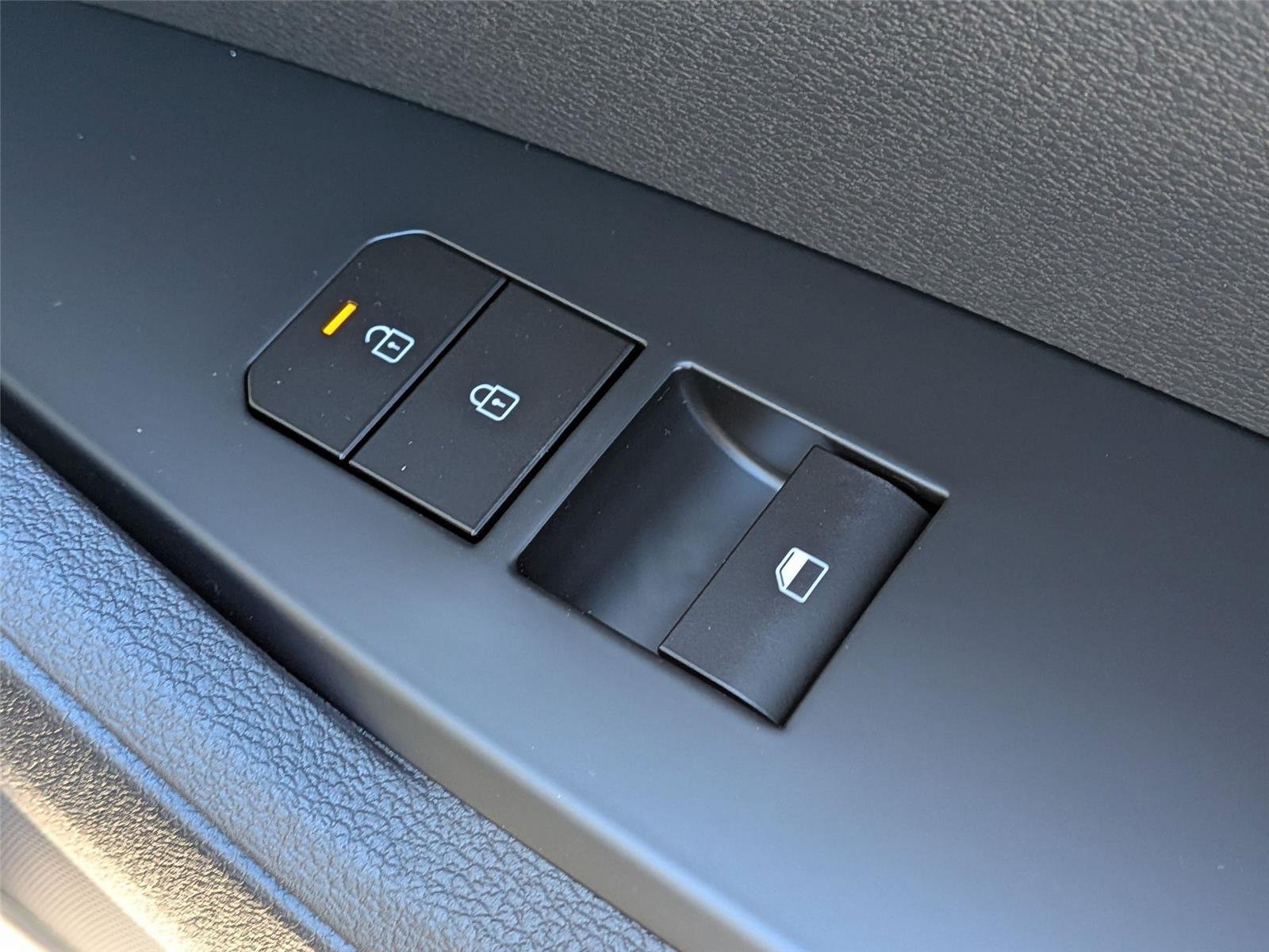 New 2026  Kia LX image 33