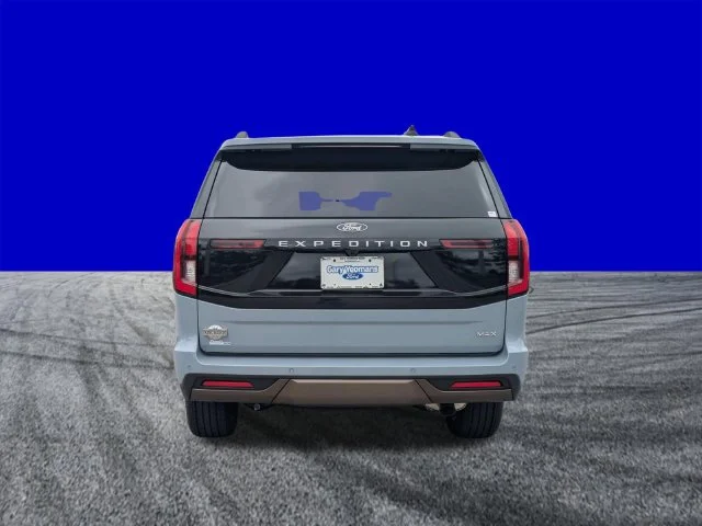 New 2027 Glacier Gray Metallic Tri-Coat Ford MAX King Ranch® image 5
