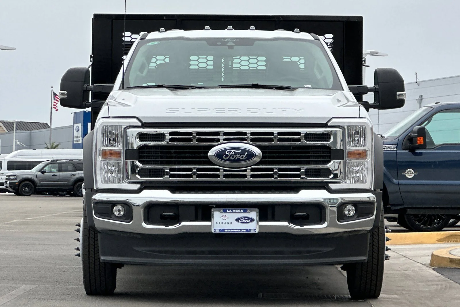 2024 Ford F-450 Super Duty Chassis Cab XL - Photo 8