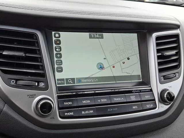 Used 2016 Black Hyundai Limited image 23