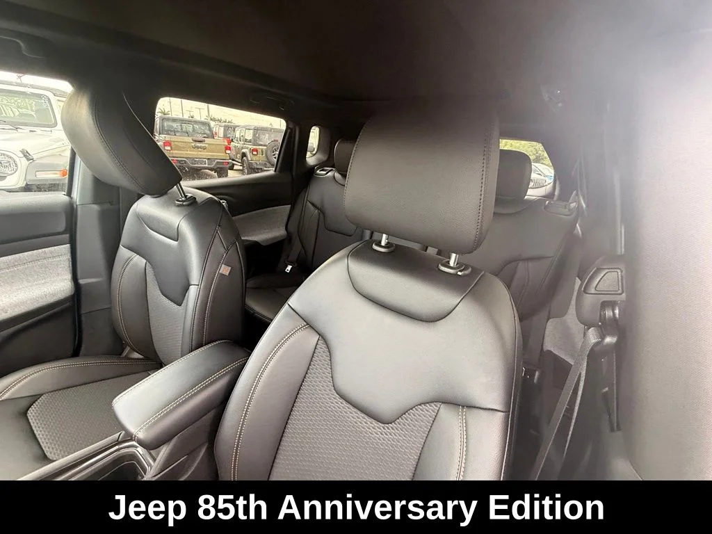 New 2026 Silver Zynith Metallic Clearcoat Jeep 85th Anniversary Edition image 22