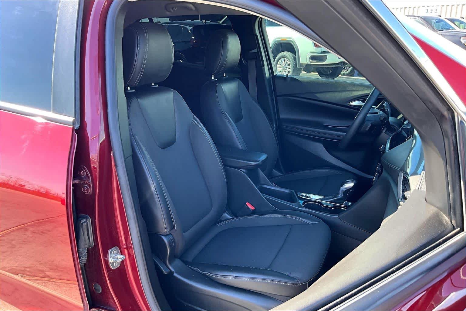 Used 2023 Cinnabar Metallic Buick Preferred image 15