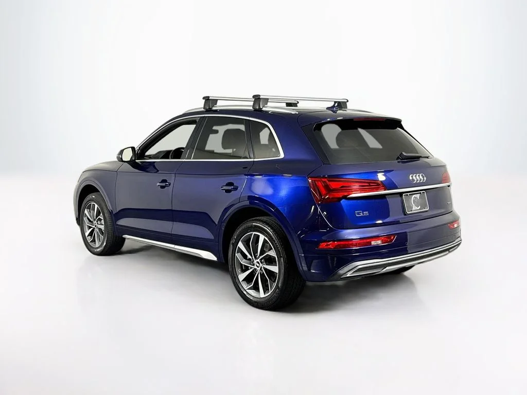 Used 2021 Navarra Blue Metallic Audi 45 Premium Plus image 3