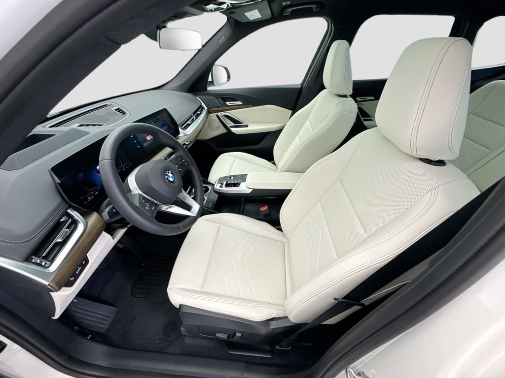 New 2026 Alpine White BMW xDrive28i image 17