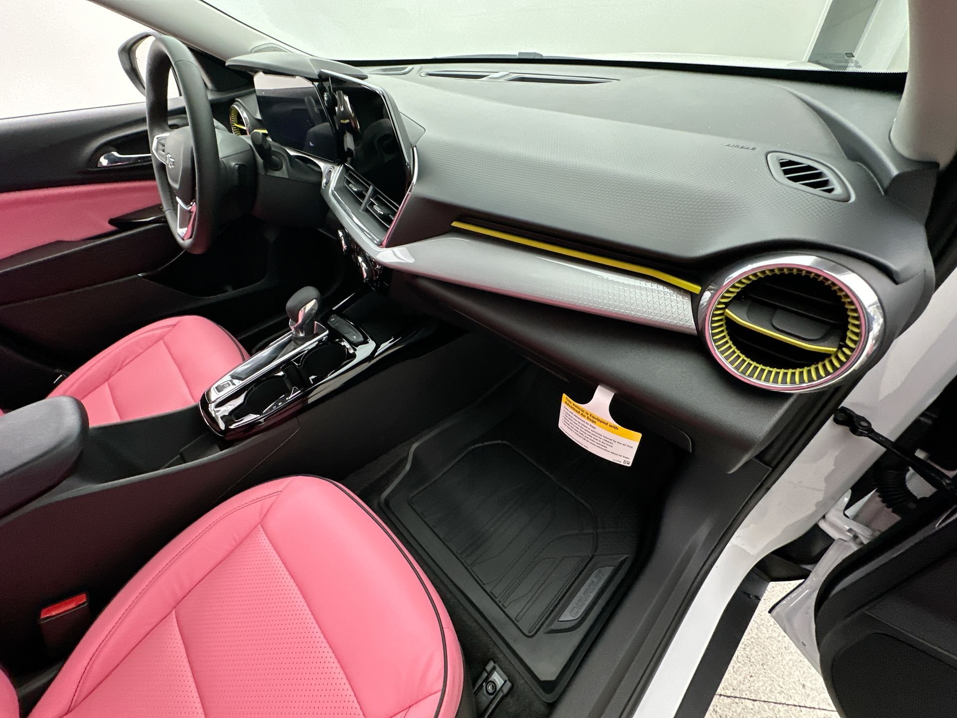 New 2026 Summit White Chevrolet LT image 83
